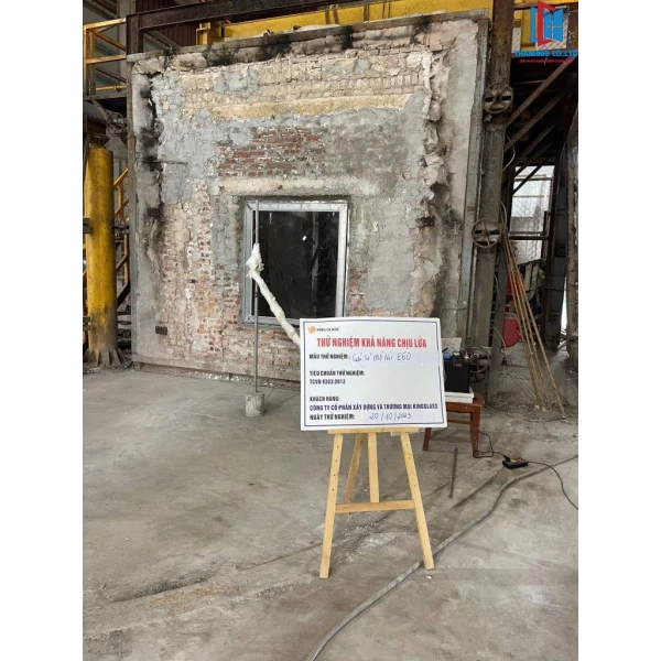 Cửa sổ mở hất kính chống cháy E60