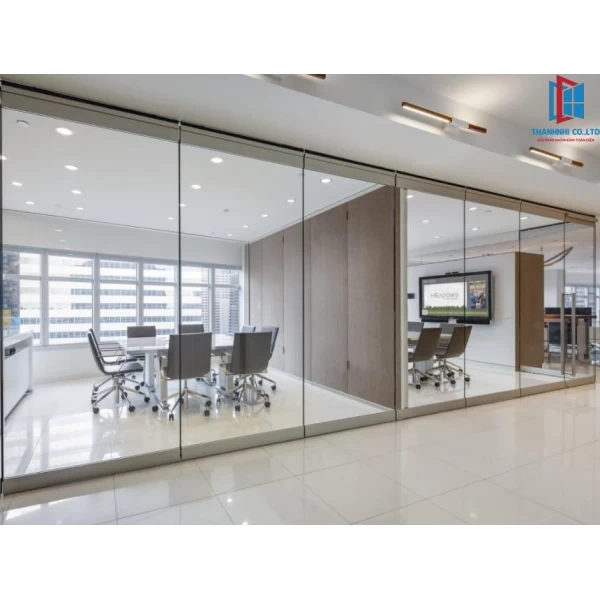 Vách kính cường lực văn phòng – Mẫu 04